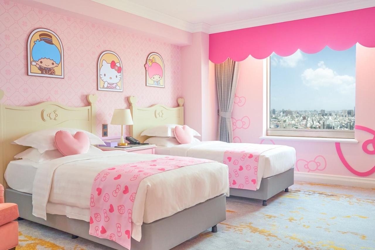 Grand Hi Lai Hotel Kaohsiung Esterno foto Hello Kitty themed hotel room at the Mira Hong Kong