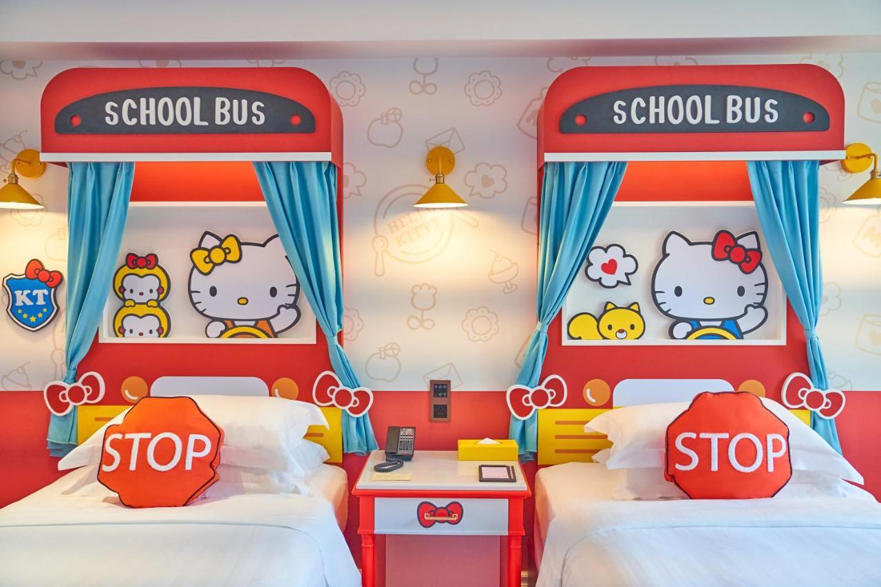 Grand Hi Lai Hotel Kaohsiung Esterno foto Hello Kitty themed room at the hotel